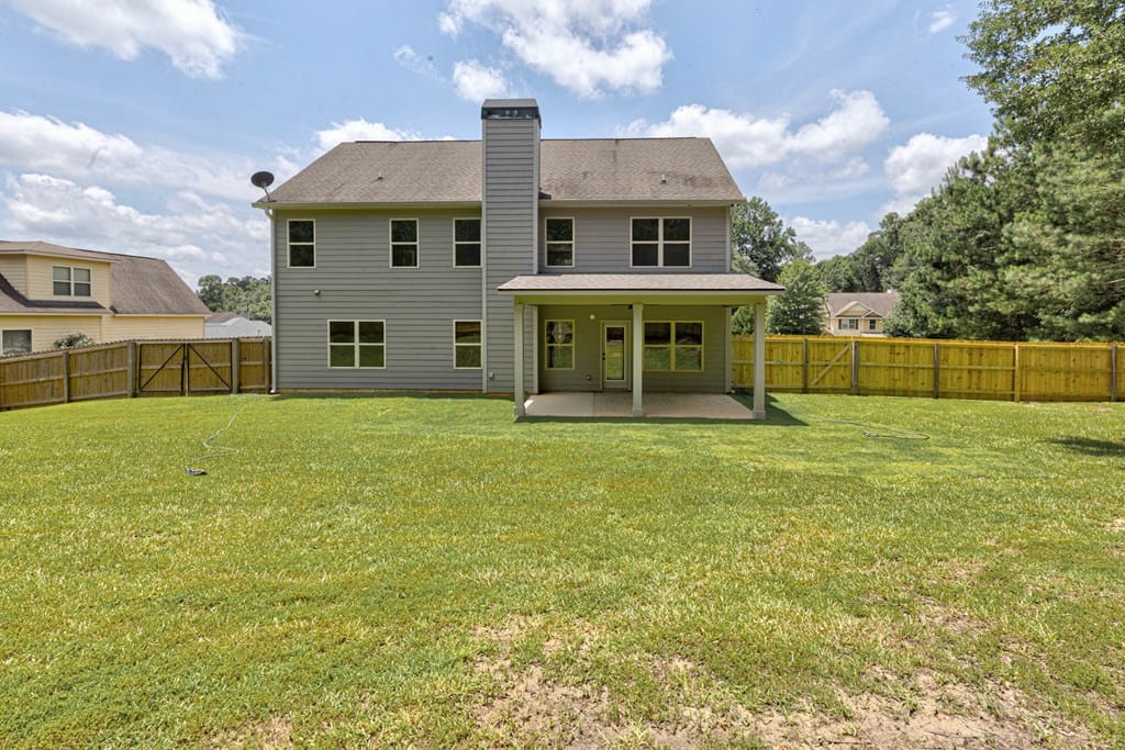 6498 Woodbriar Ln, Midland, GA 31820