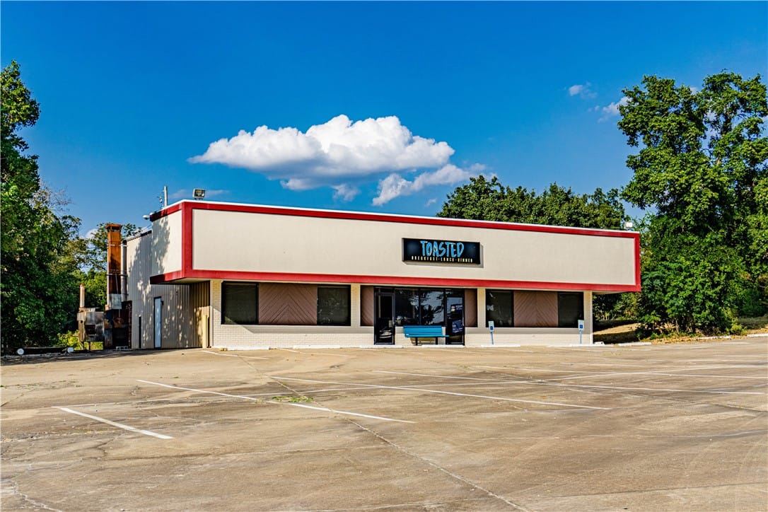 2245 Lee Road 430, Smiths Station, AL, 36877