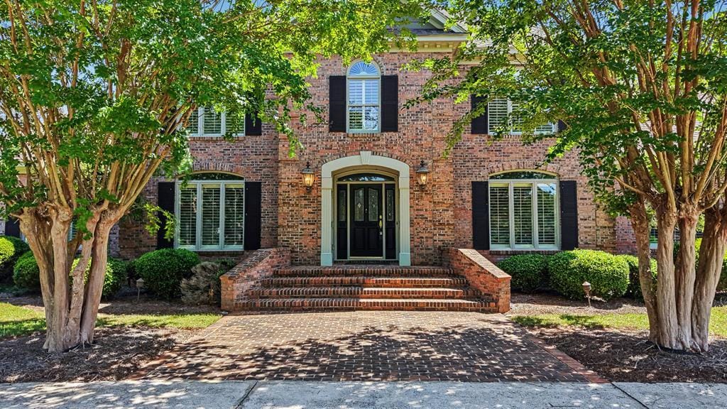 110 Hidden Lakes Dr, Albany, GA 31721