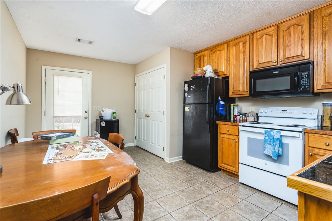 705 MEAGAN, AUBURN, AL, 36832