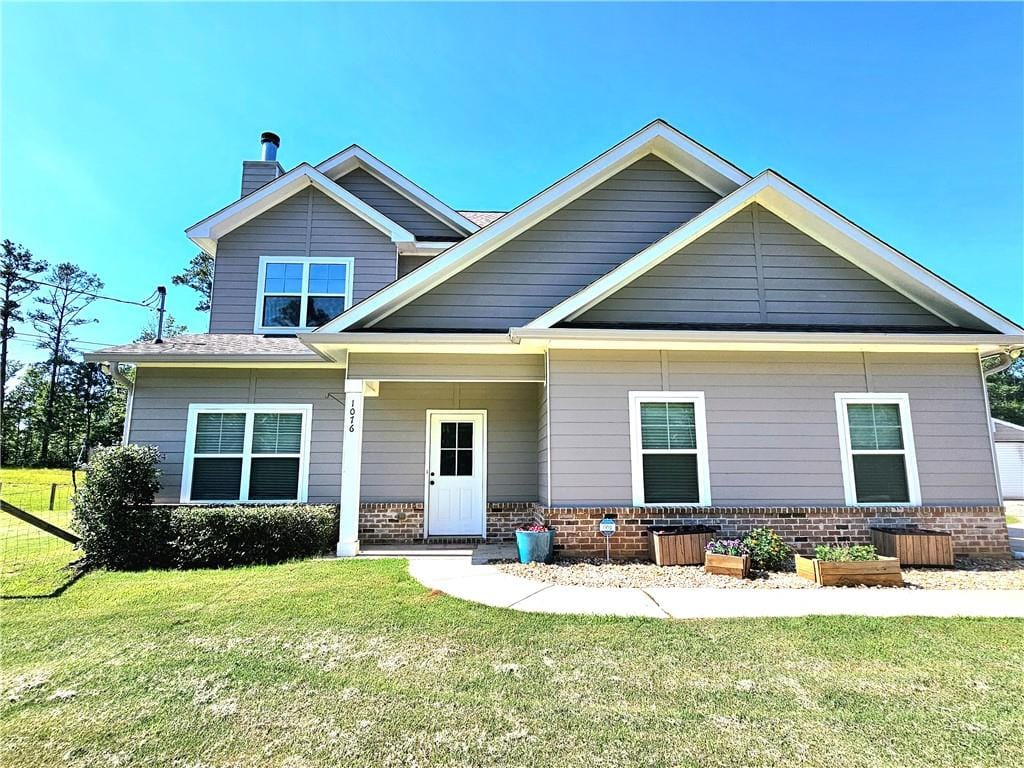 1076 Cummings Rd, Smiths Station, AL 36877
