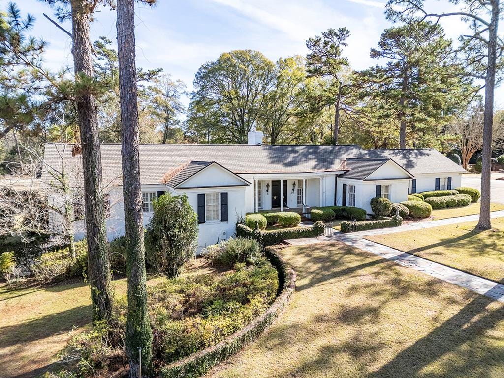 2600 East Doublegate Drive, Albany, GA, 31721