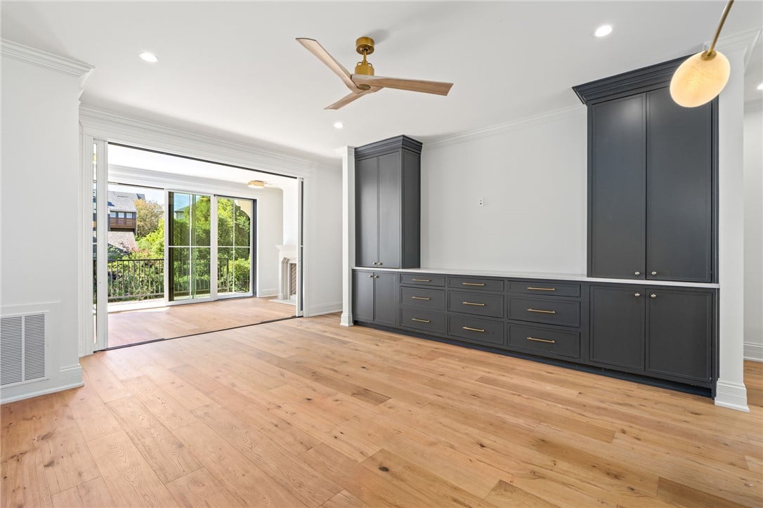 150 S Ross St #10, Auburn, AL 36830, Rich hardwood floors and custom built-in cabinetry