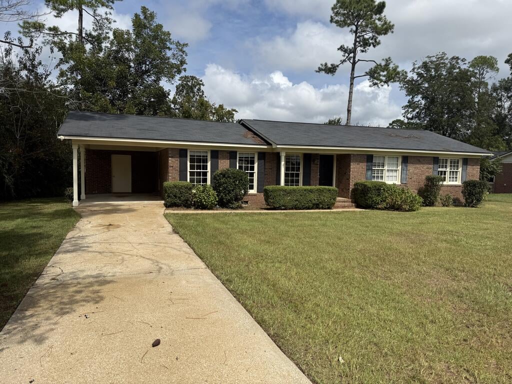 407 Holly Dr, Albany, GA 31705