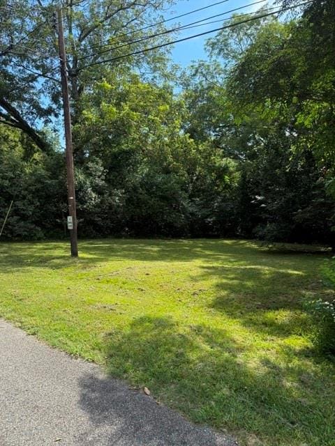 907 10th St, Phenix City, AL 36867