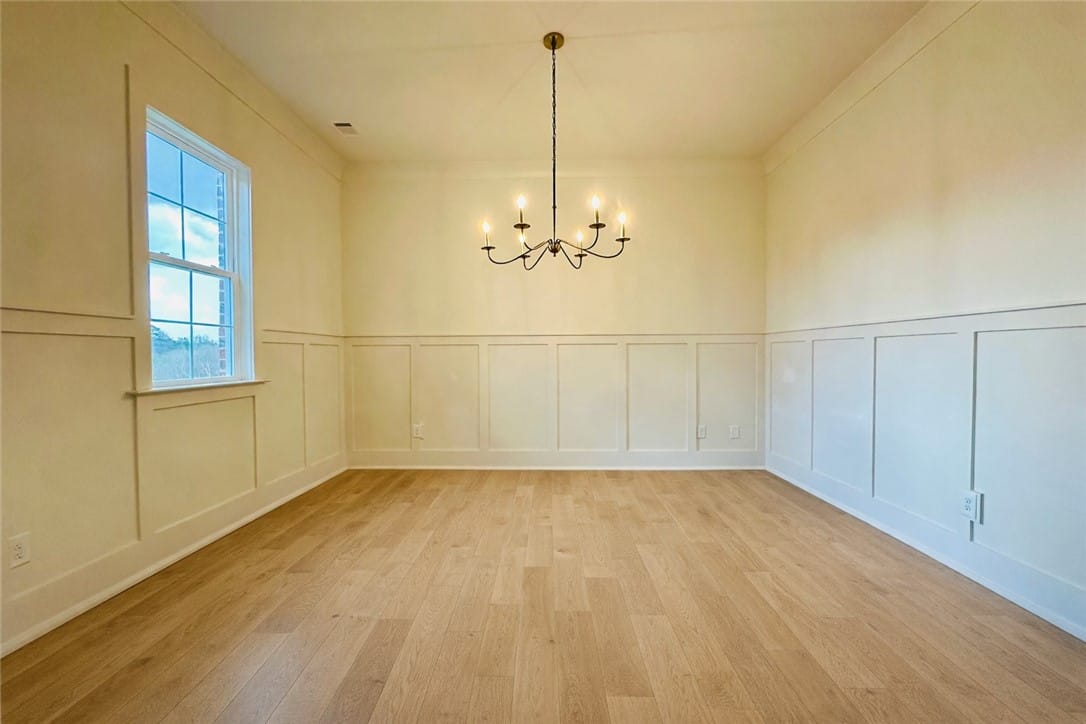 1163 HOGAN, Auburn, AL, 36830 — Photo 2