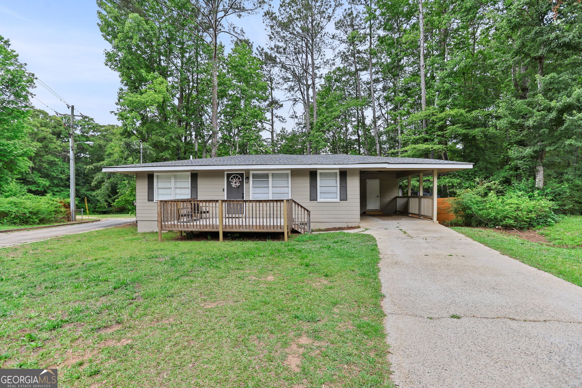 9 W Park Ct, Newnan, GA 30263