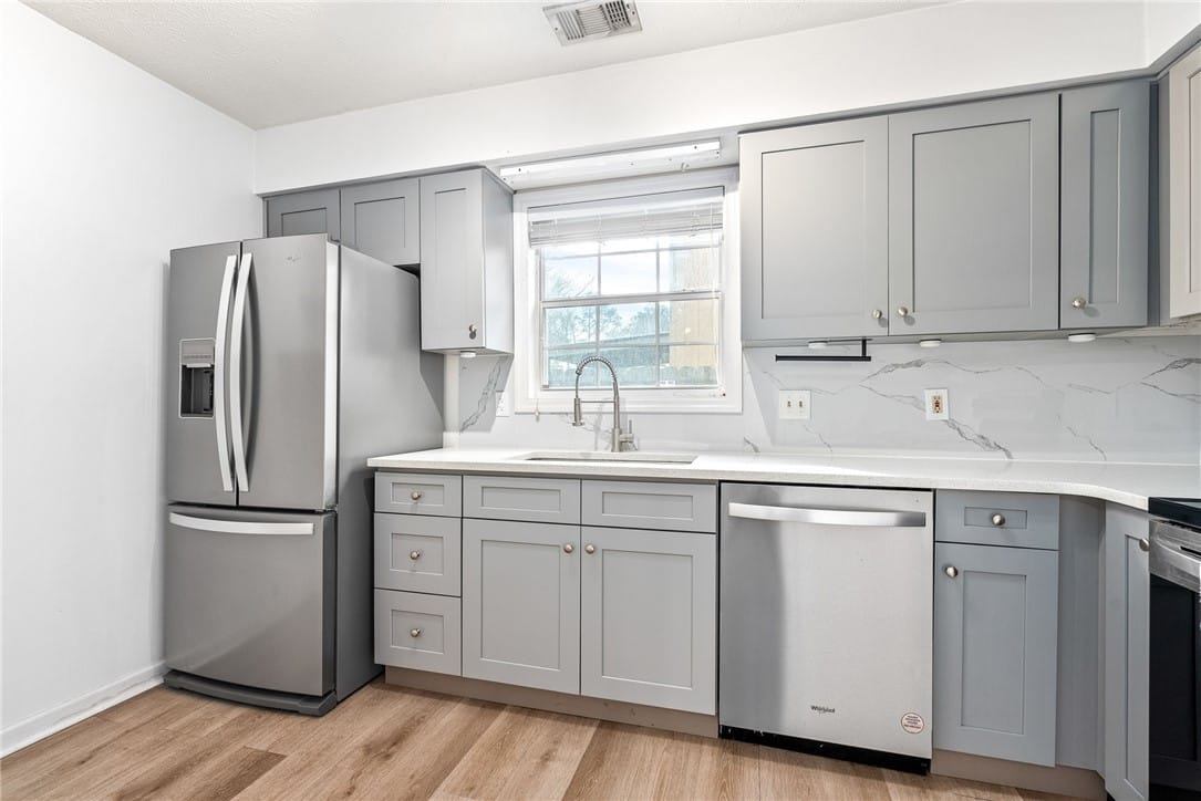 900 HOLLINS, Auburn, AL, 38830