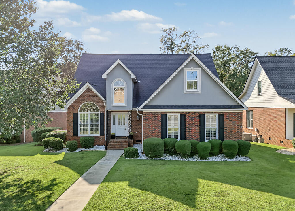 1913 Devon Dr, Albany, GA 31721