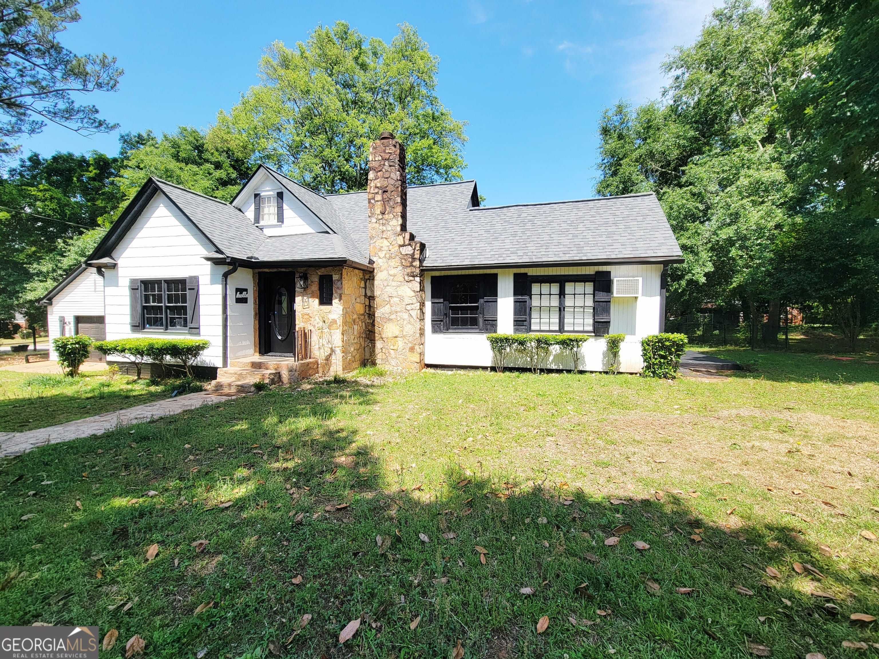 1805 US-29, West Point, GA 31833