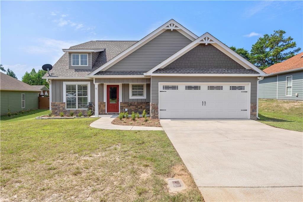 6 Woodchase Dr, Phenix City, AL 36870