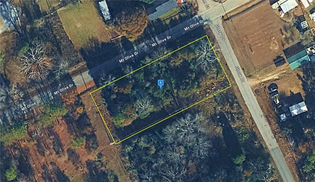 15 Mt Olive Dr, Fort Mitchell, AL 36856