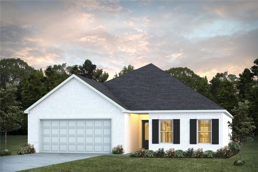 948 COMO, Opelika, AL, 36804 — Photo 1