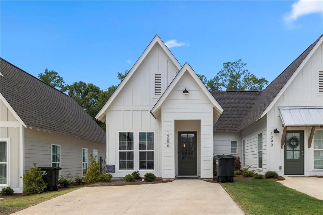 1286 Burrow Circle, Opelika, AL, 36801