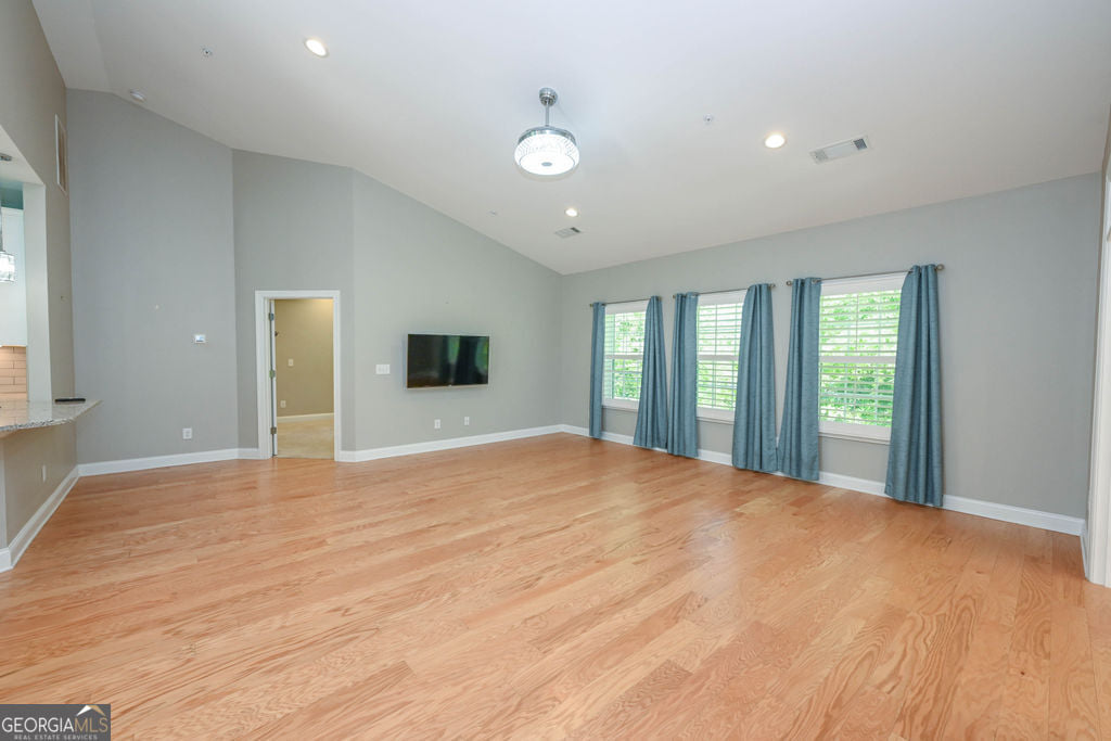 3504 Commonwealth Cir, Newnan, GA 30263