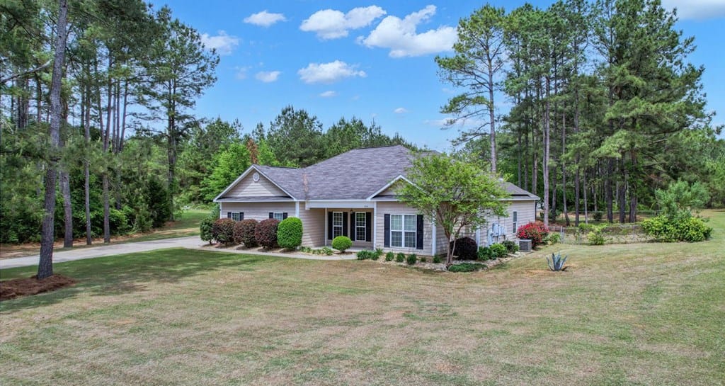 154 Red Tip Ln, Albany, GA 31721, USA
