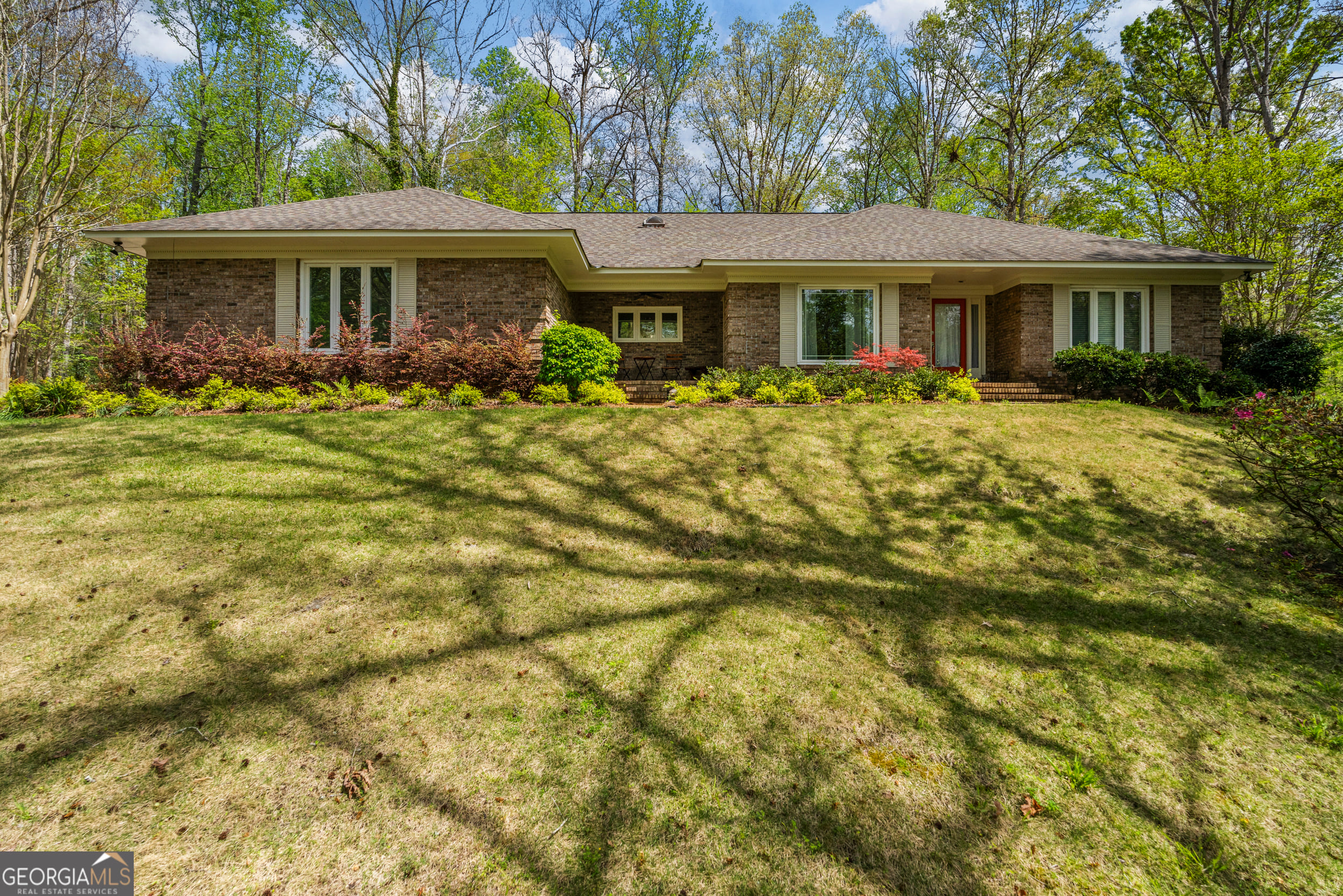9442 Comanche Rd, Columbus, GA 31904