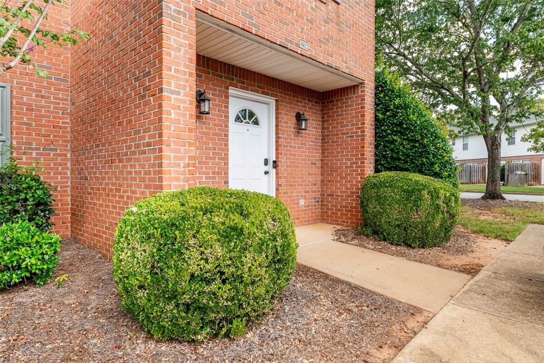 1477 North Donahue Drive #Apt 1602, Auburn, AL, 36830