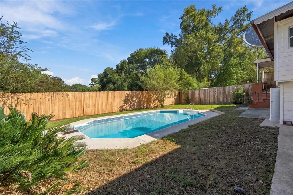 1341 Rosewood Dr, Columbus, GA 31907, Inground Pool, New liner and pool pump