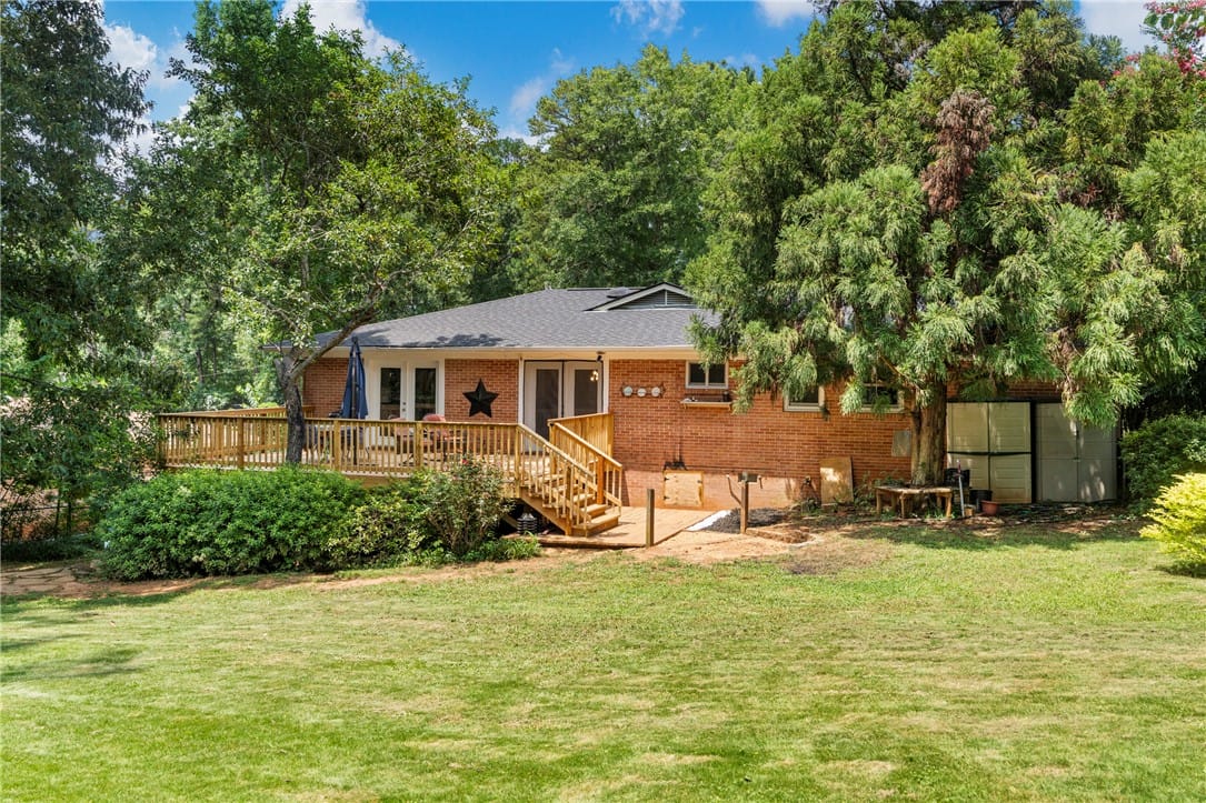 1229 Juniper Dr, Auburn, AL 36830