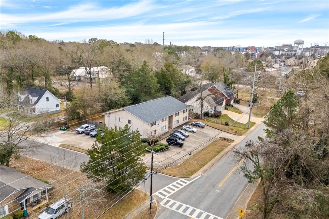 522 N Donahue Dr, Auburn, AL 36832
