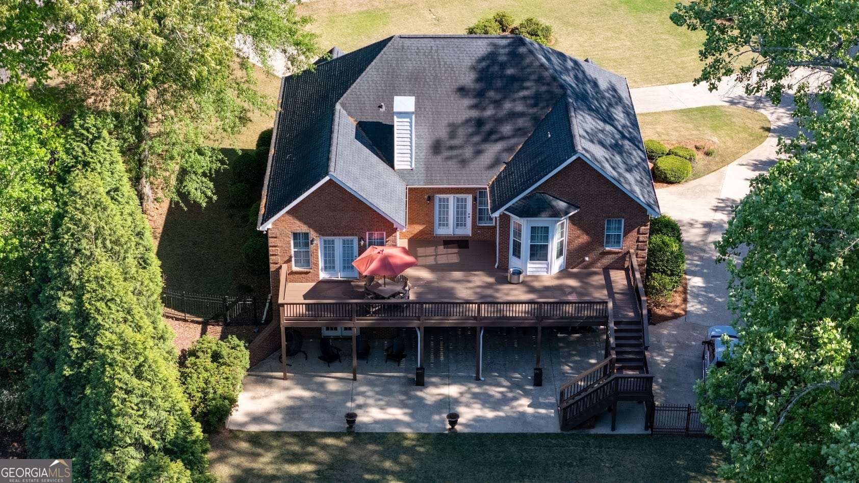 910 Piney Woods Dr, LaGrange, GA 30240