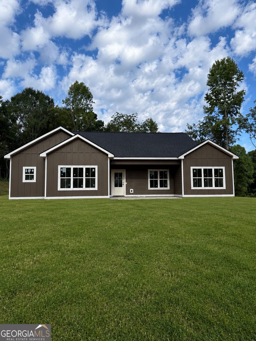 51 Mulberry Rd, Molena, GA 30258