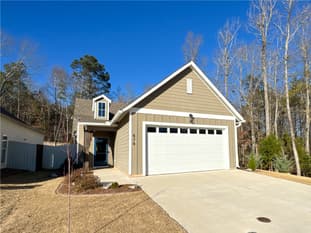 878 VILLAGE, Opelika, AL, 36801
