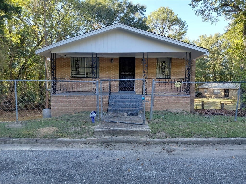 2202 Ridge Street, Tuskegee, AL, 36088