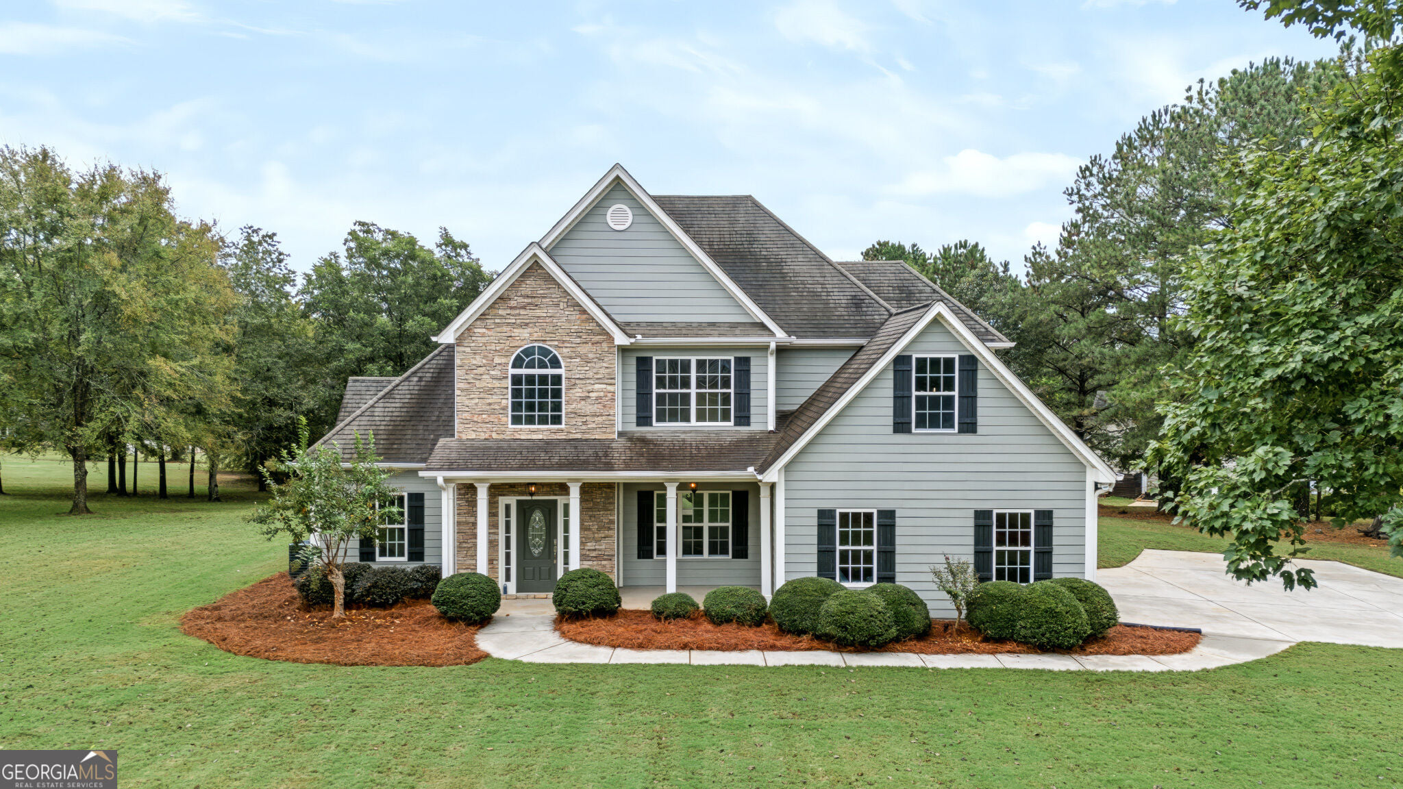 14 Willow Bend Cir, Senoia, GA 30276