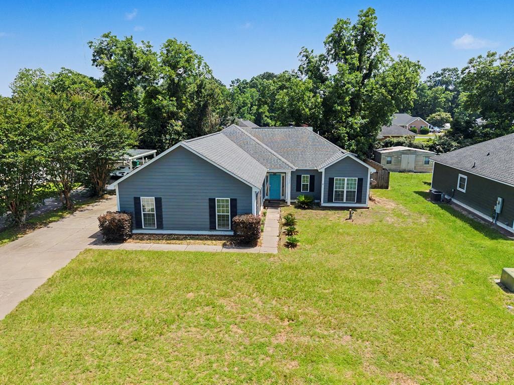 125 Summerfield Dr, Leesburg, GA 31763