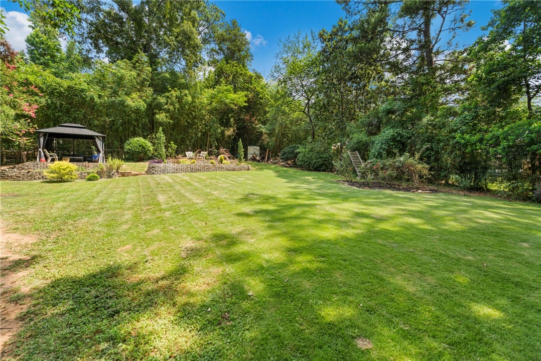 1229 Juniper Dr, Auburn, AL 36830