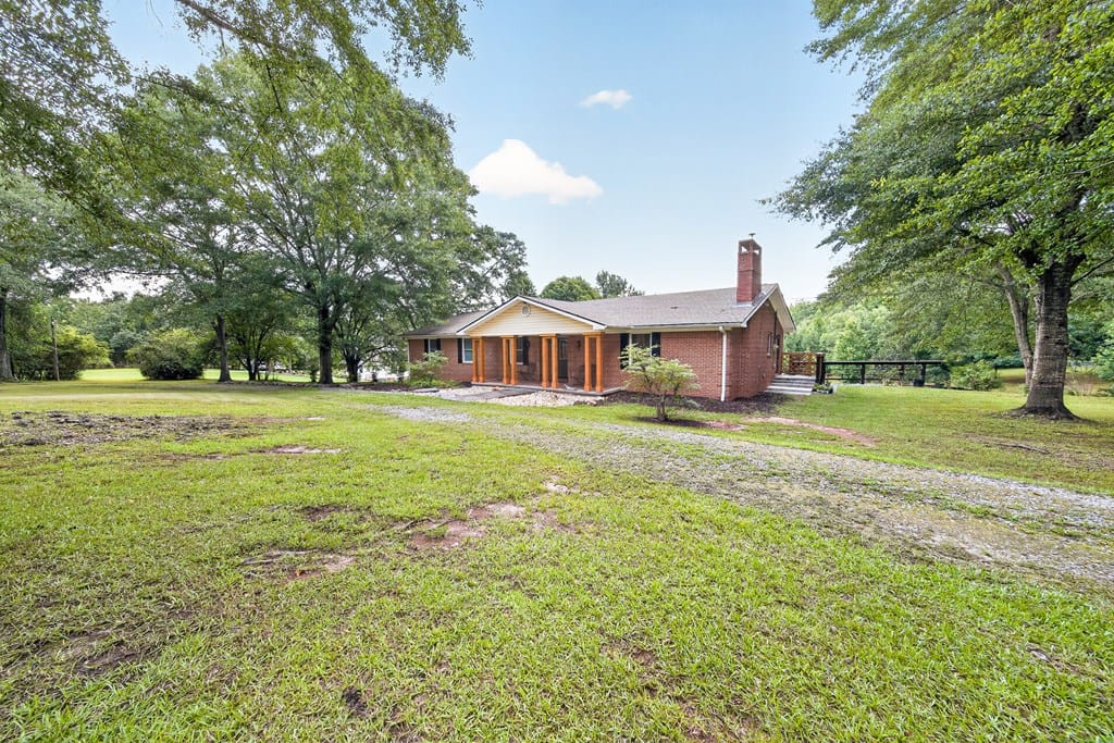 9406 Whitesville Rd, Columbus, GA 31904