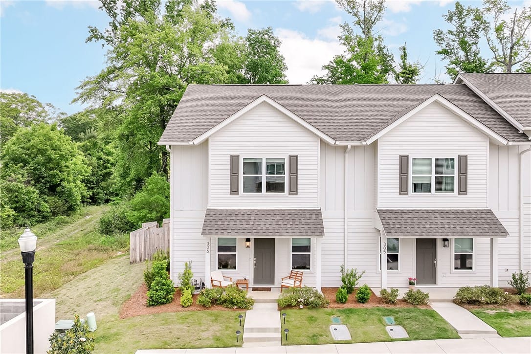 3260 Academy Dr Unit 306, Opelika, AL 36801