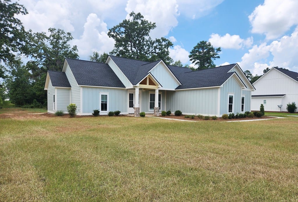 130 Tupelo Dr, Leesburg, GA 31763