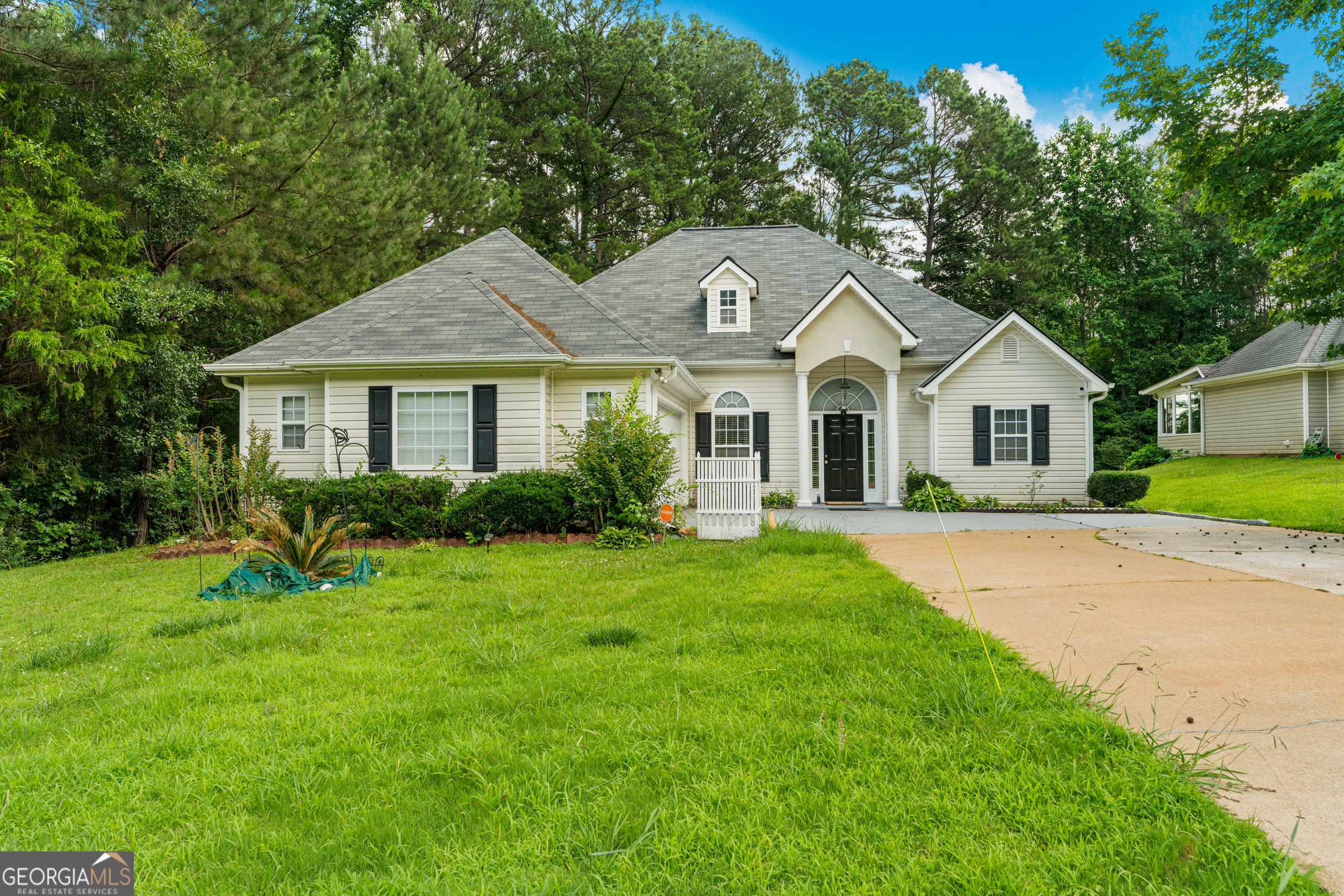 241 Old Pond Rd, LaGrange, GA 30241