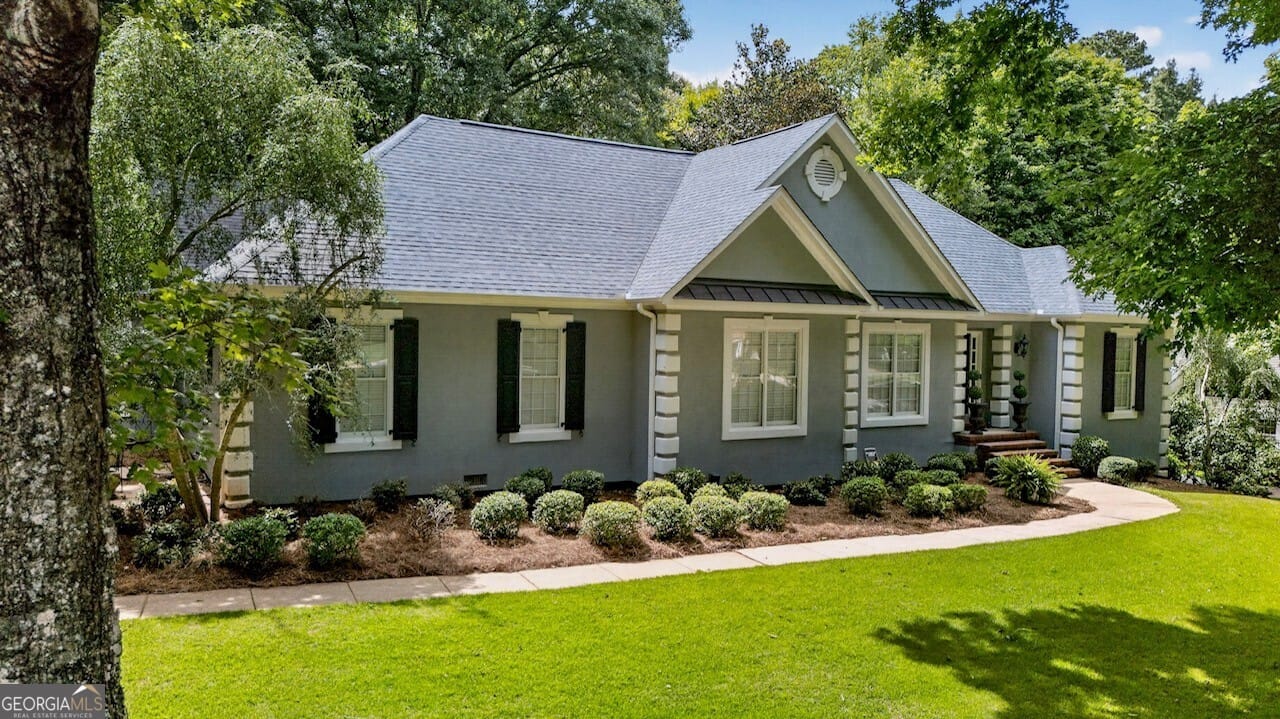 103 Windridge, LaGrange, GA 30240