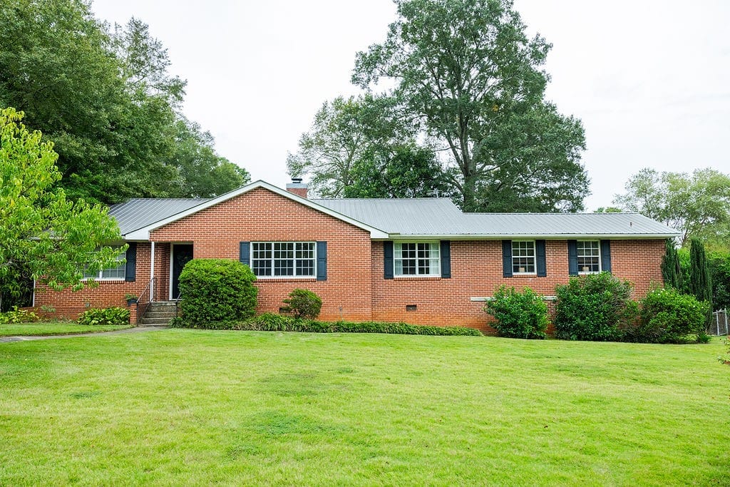 1403 PINEDALE, Opelika, AL, 36801