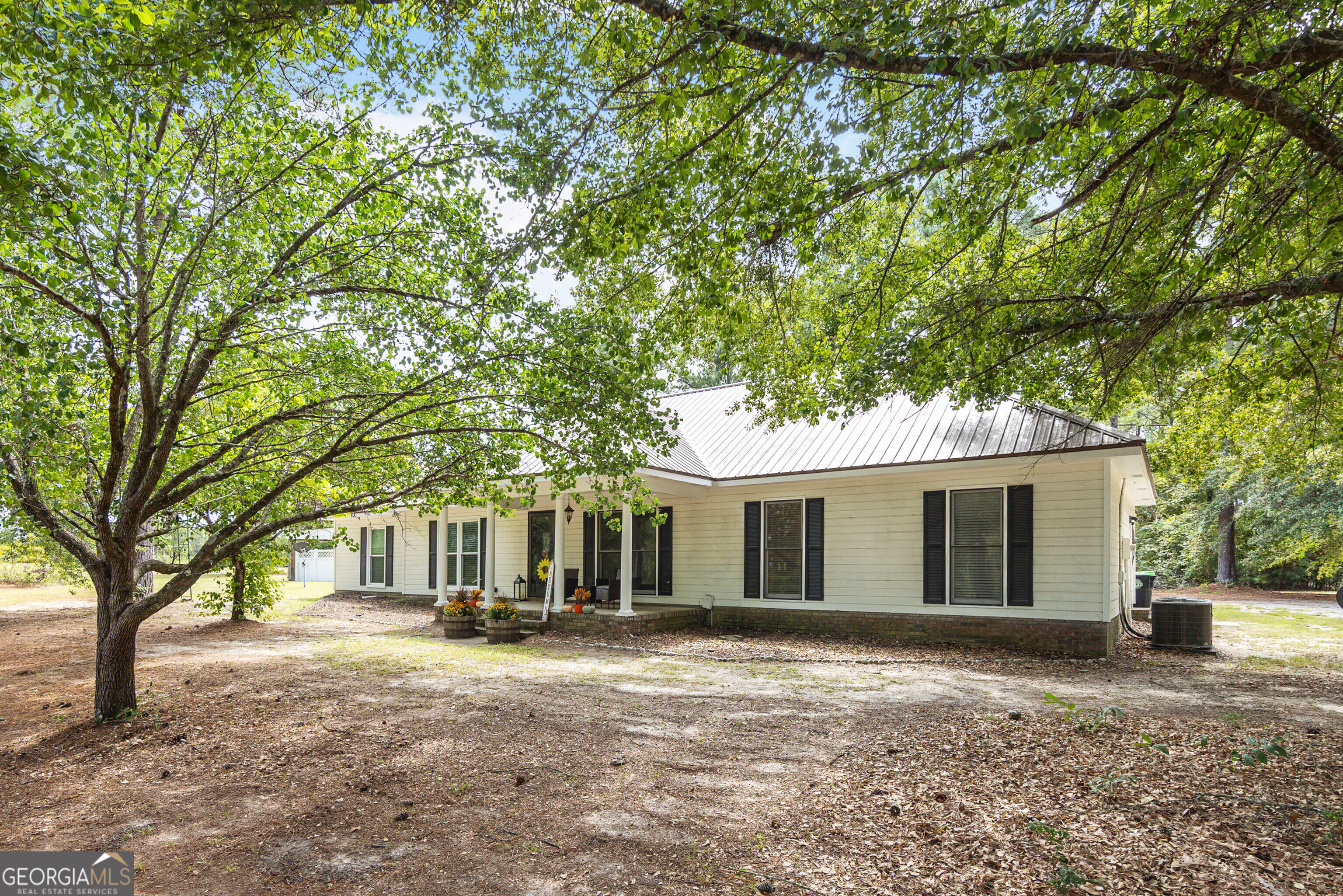 183 Hickory Nut Hollow, Box Springs, GA 31801
