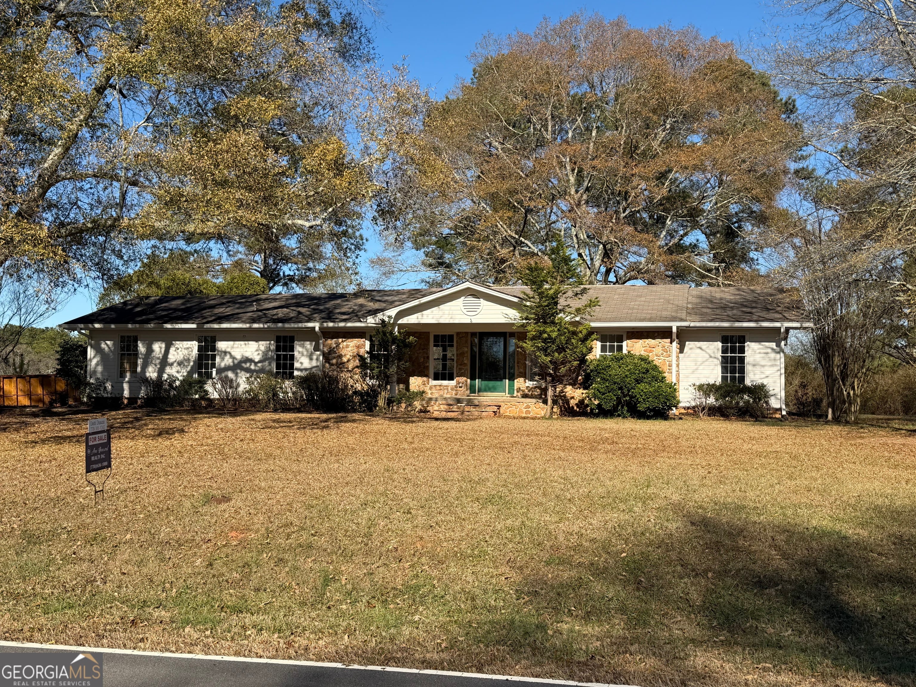 718 Duncan Rd, Carrollton, GA 30116