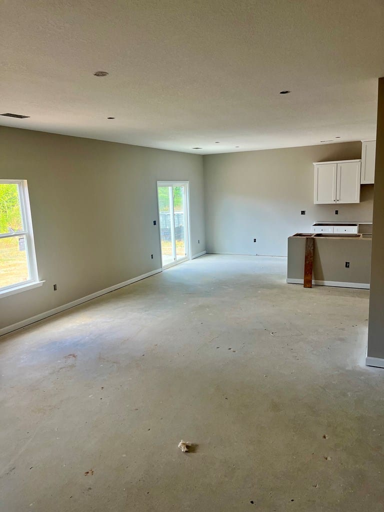 135 Gregory Place, Smiths Station, AL, 36877