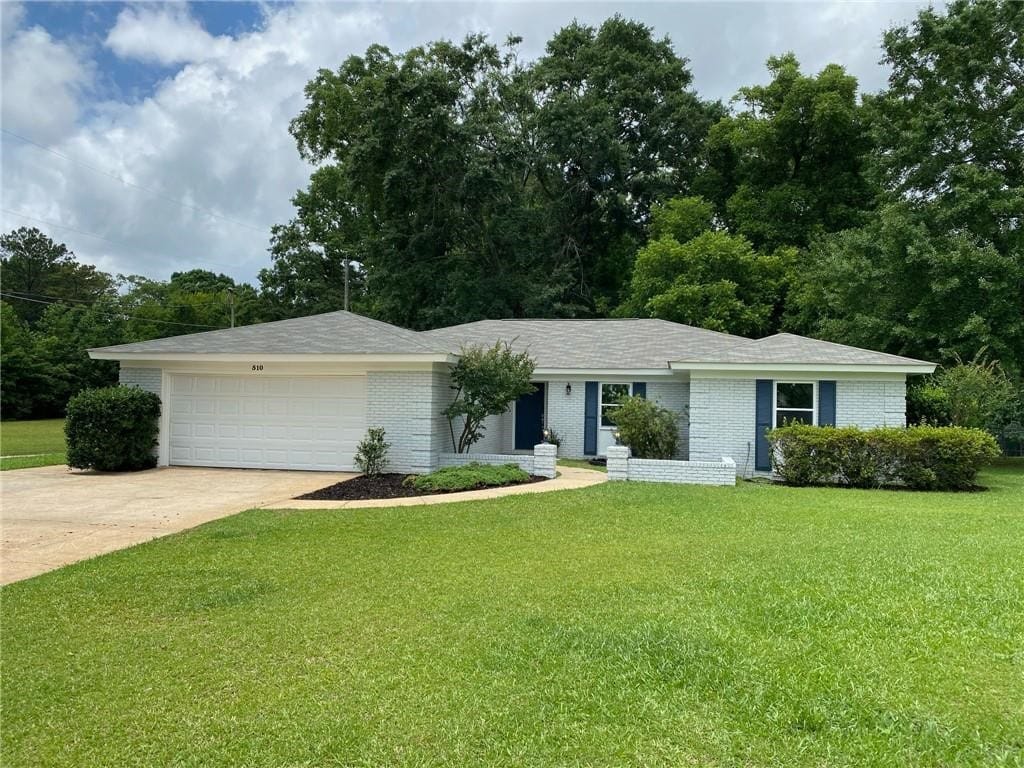 510 INDIA, Opelika, AL, 36801