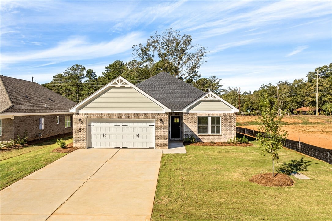 1186 ONTARIO, Opelika, AL, 36804