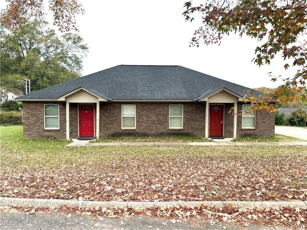 1311 17th, Phenix City, AL, 36867