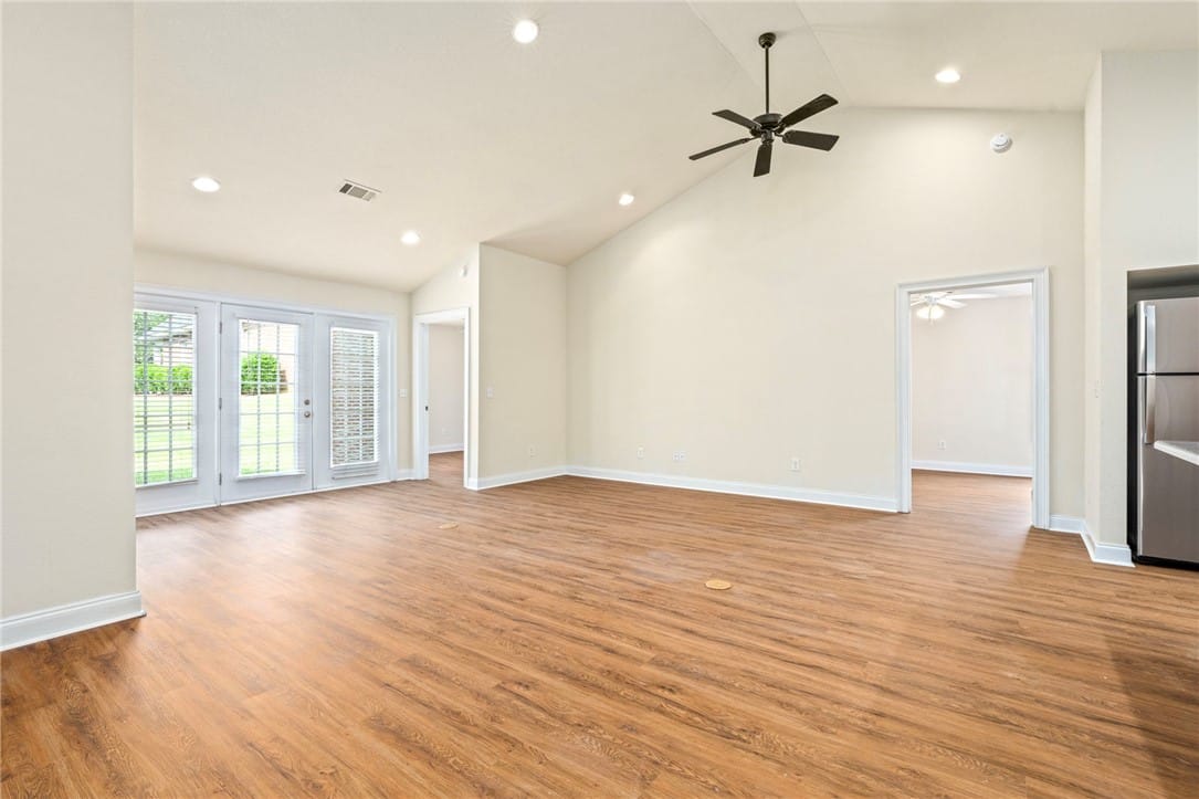 807 W Longleaf Dr Unit 22, Auburn, AL 36832
