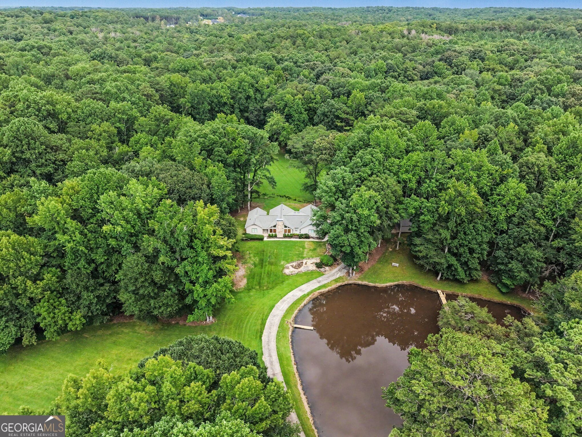 4098 Happy Valley Cir, Newnan, GA 30263
