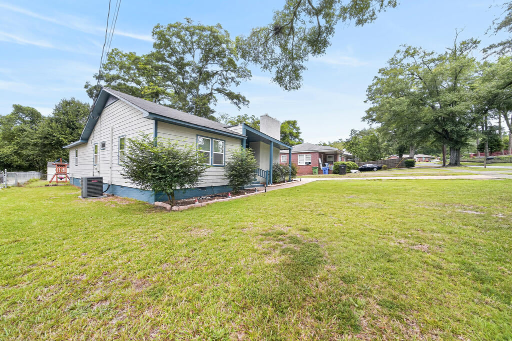 1301 S Dixon Dr, Columbus, GA 31906