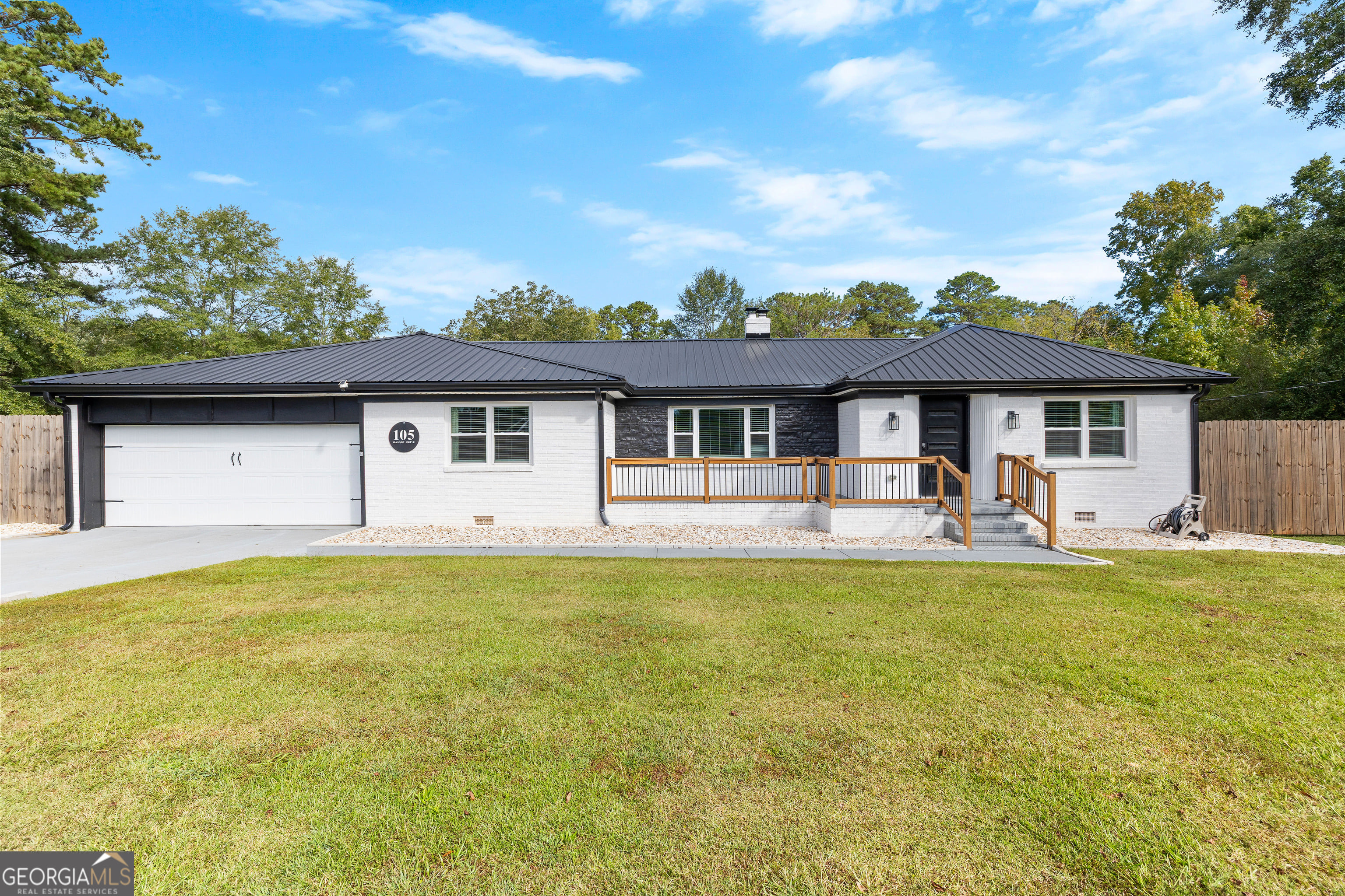 105 Ransby Dr, Hogansville, GA 30230