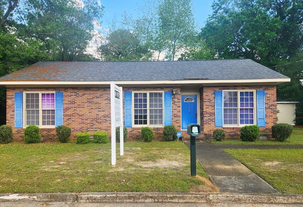 606 Baldwin Dr, Albany, GA 31707