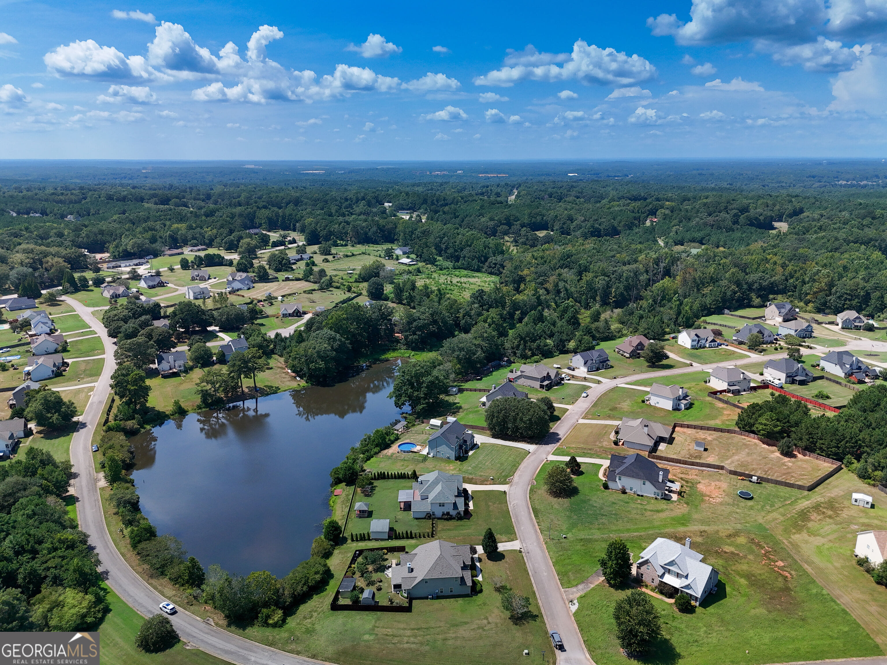 124 Hamilton Lake Dr, LaGrange, GA 30241